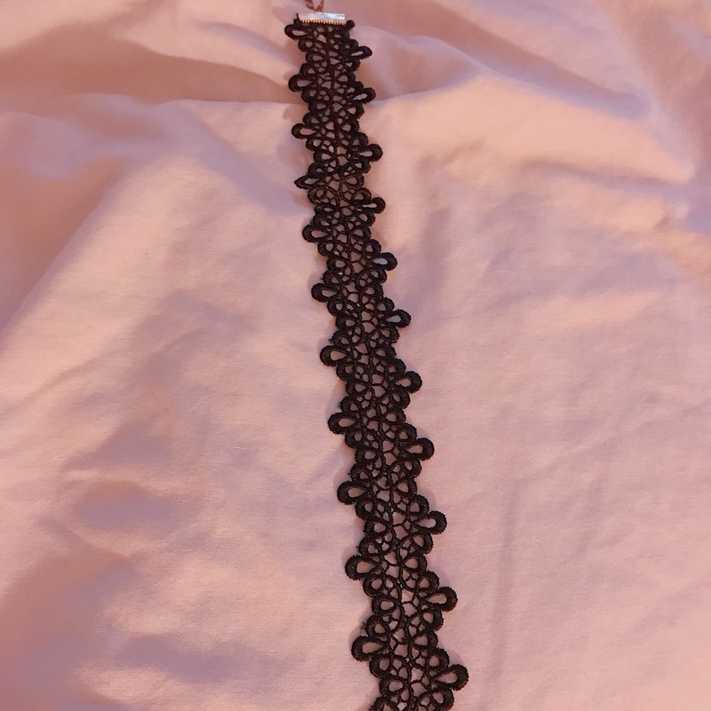 stretch lace choker
